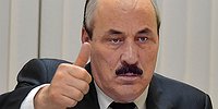 Из тяжелых фигур в спешке